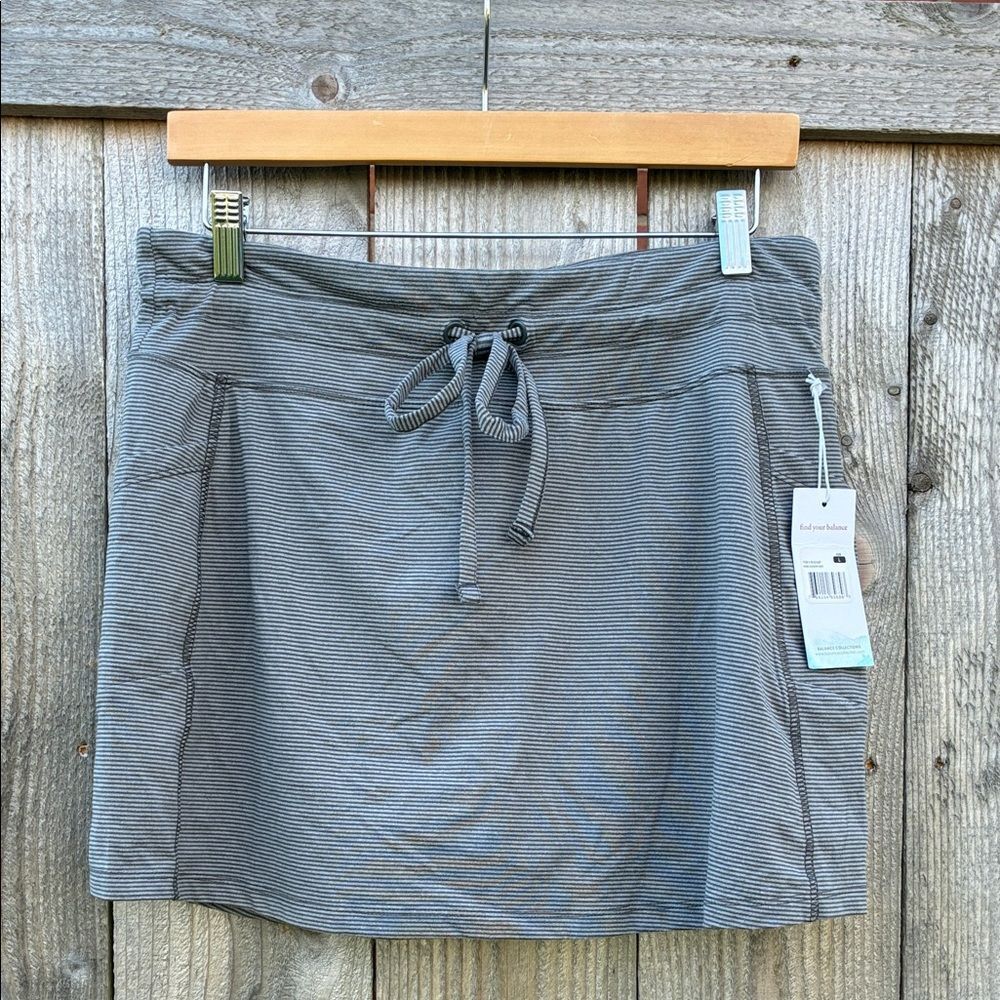 Balance Collection Gray Striped Mini Skort